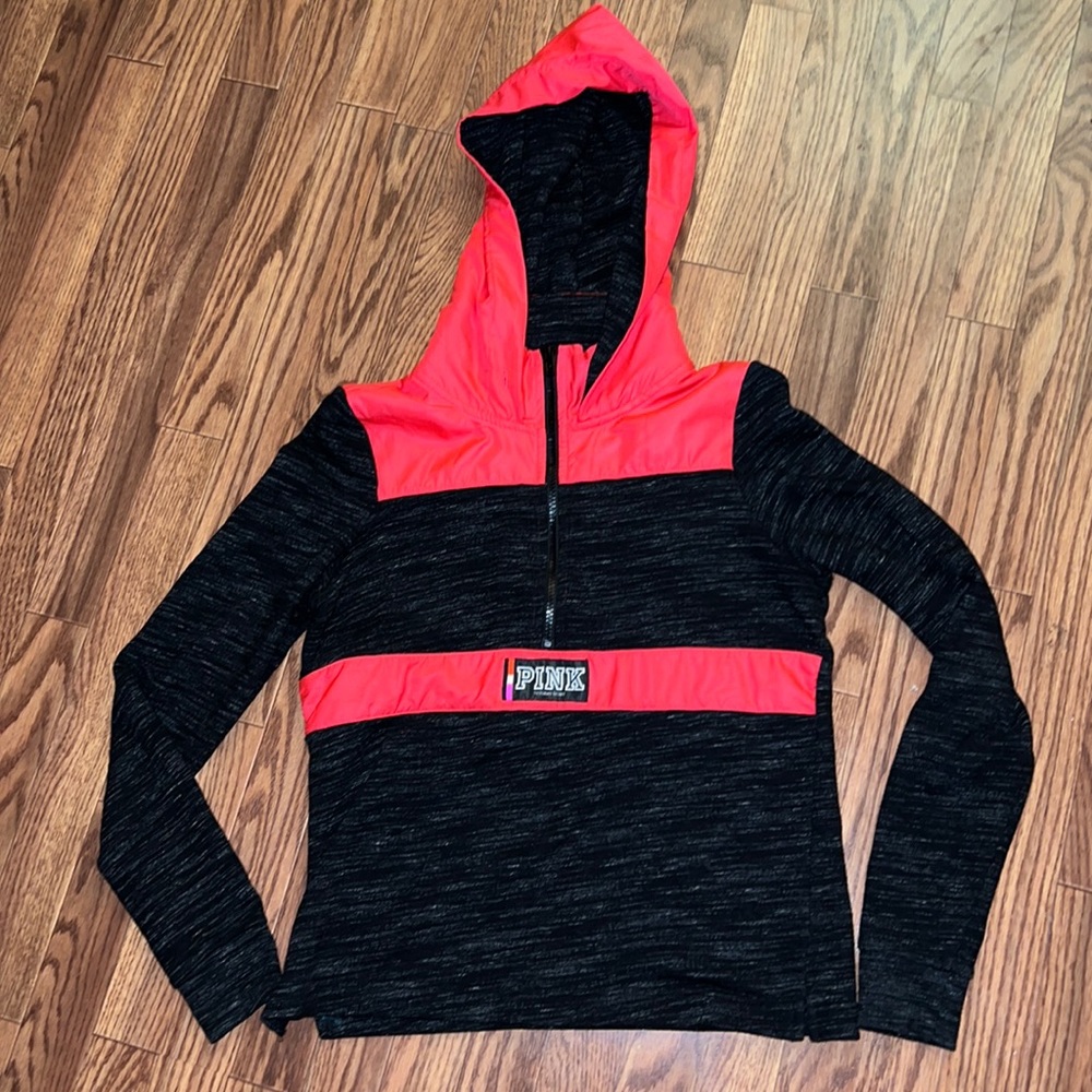 PINK Victoria secret pullover size XS.